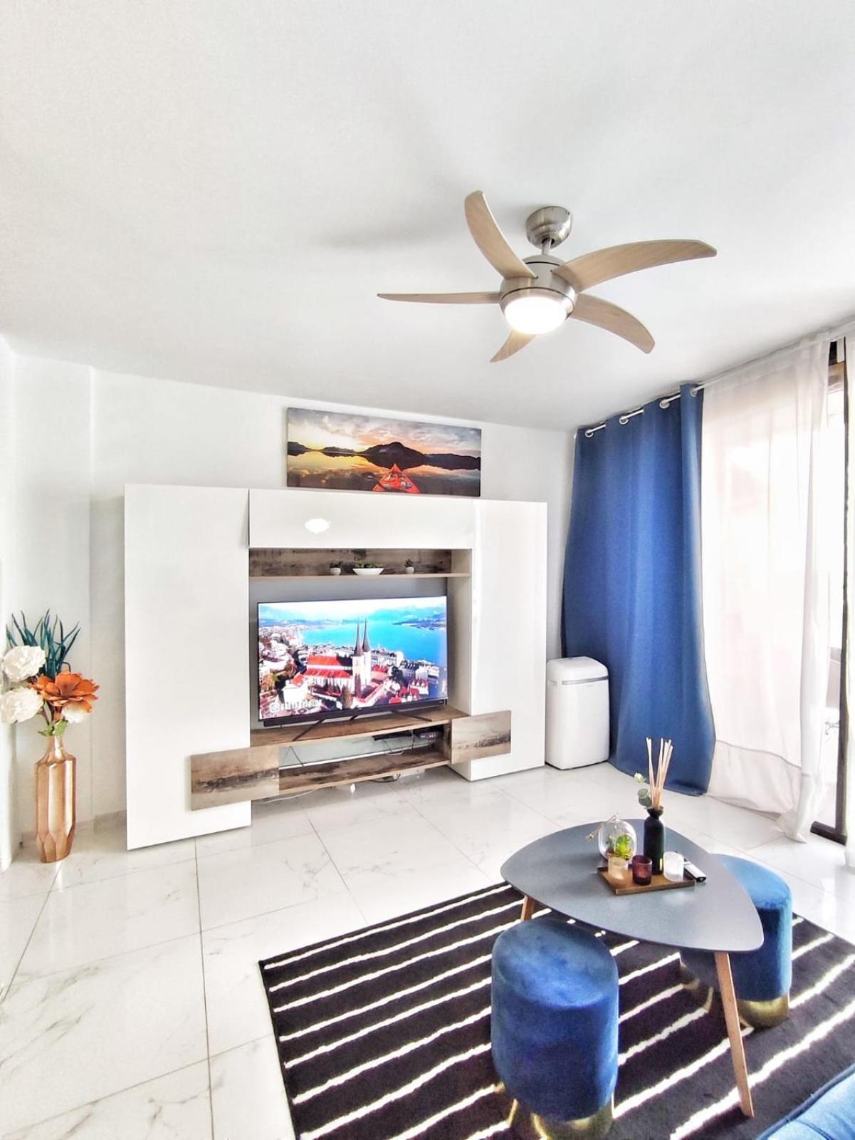 Apartmán Sunshine Escape With Ocean View Costa Adeje  Exteriér fotografie